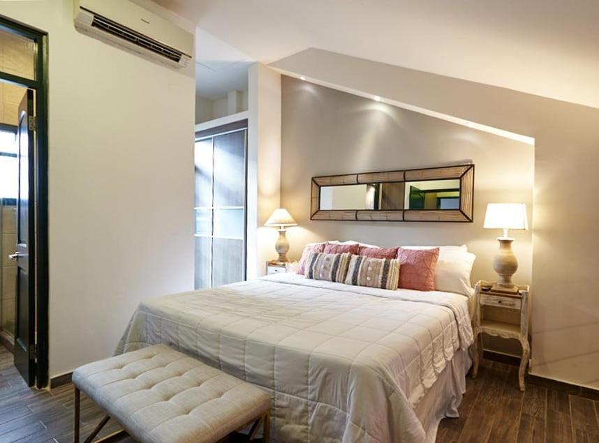 Amazinn Places Casco Viejo Unique Desing And Pool III Панама Сити Екстериор снимка
